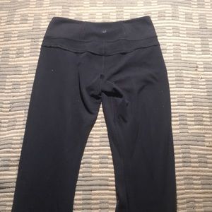 Almost new lululemon low-rise pant